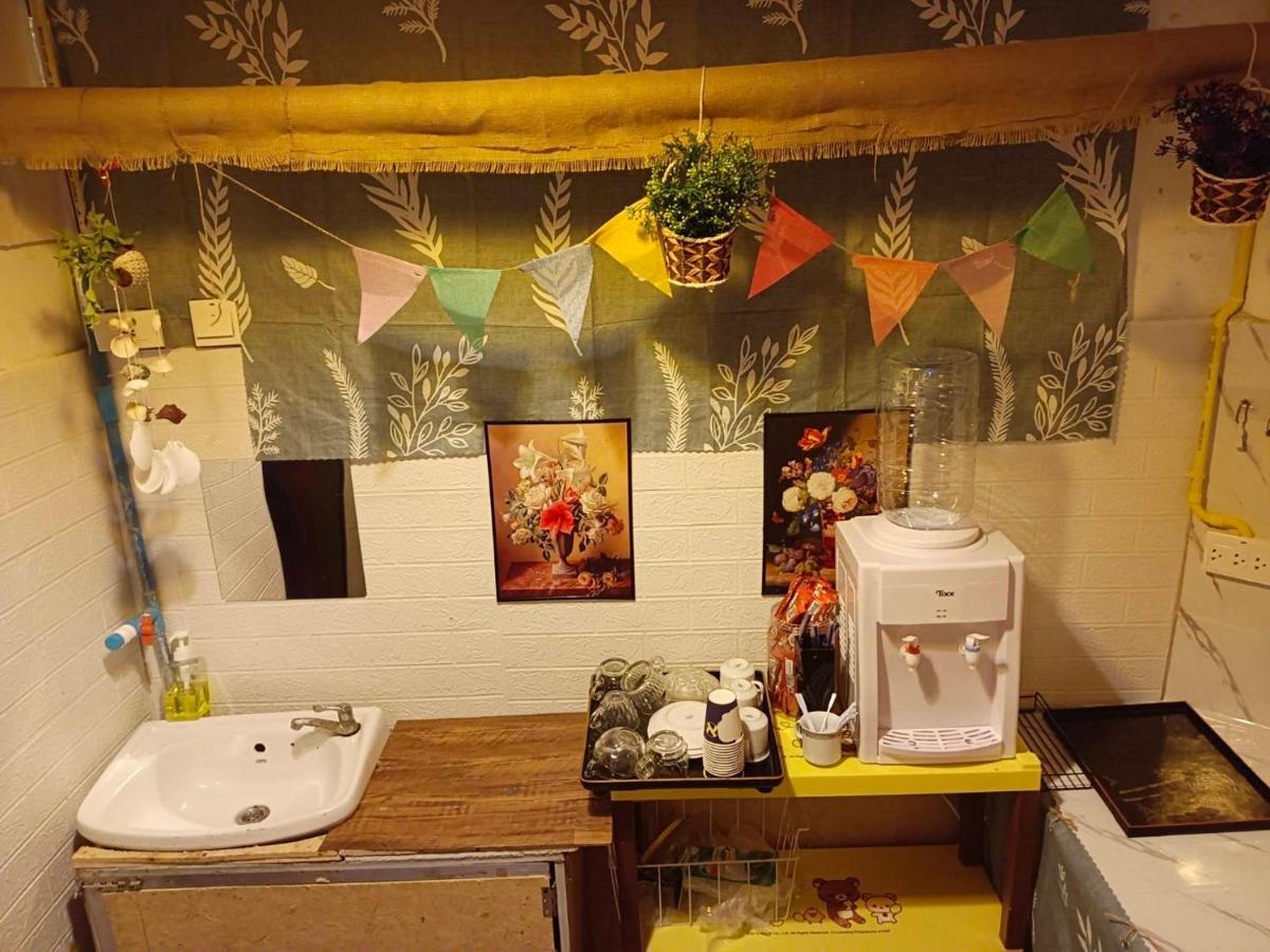 Me Hostel & Homestay At Haadrin ハード・リン エクステリア 写真