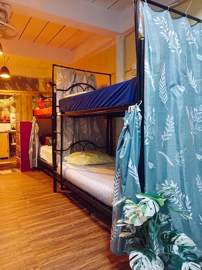 Me Hostel & Homestay At Haadrin ハード・リン エクステリア 写真