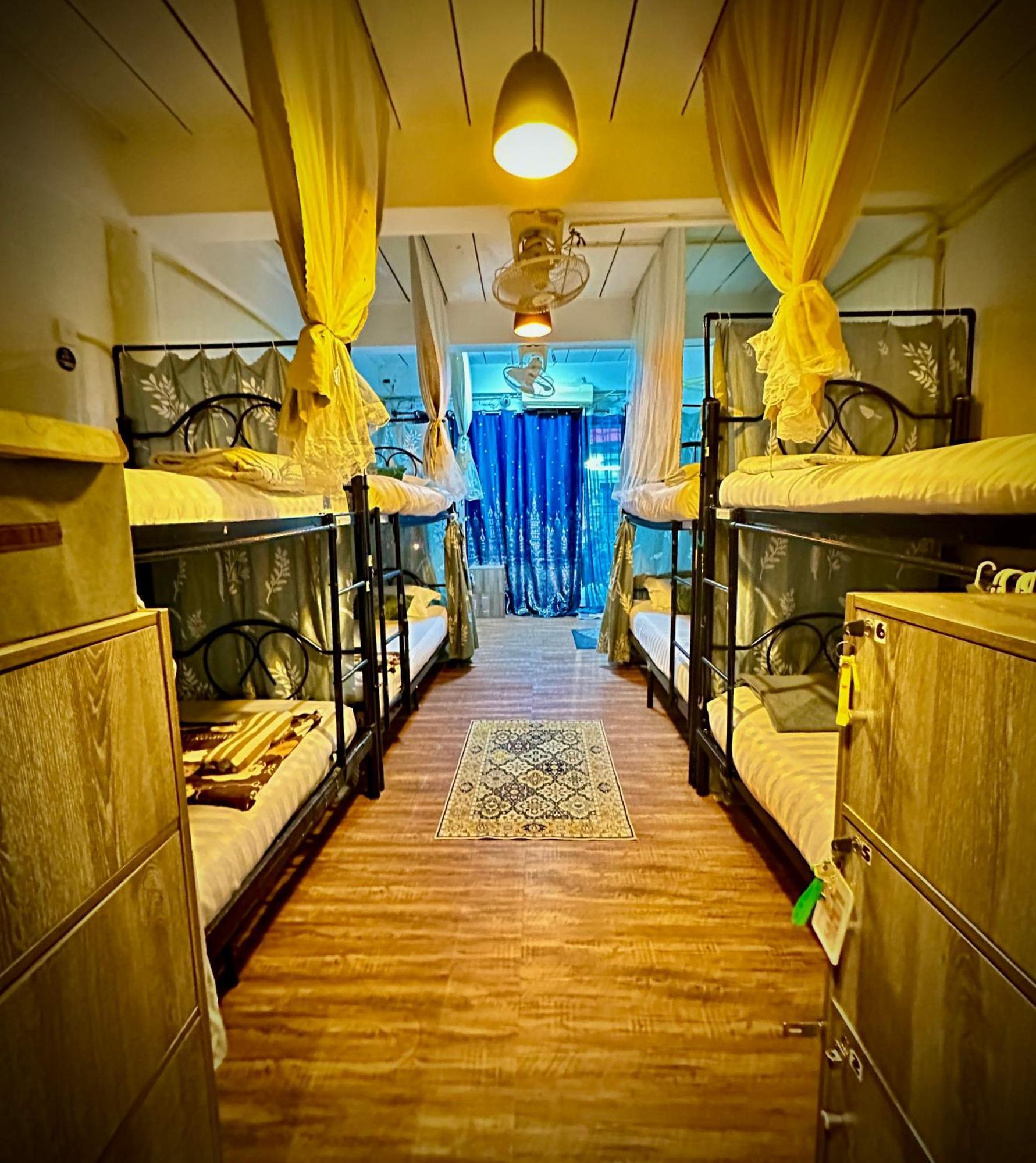 Me Hostel & Homestay At Haadrin ハード・リン エクステリア 写真