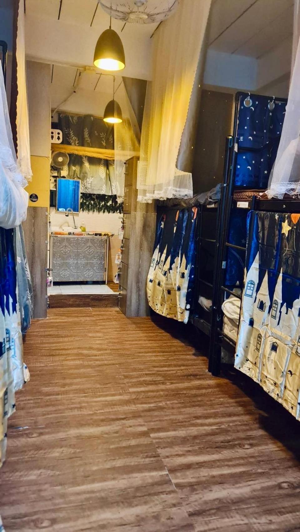Me Hostel & Homestay At Haadrin ハード・リン エクステリア 写真