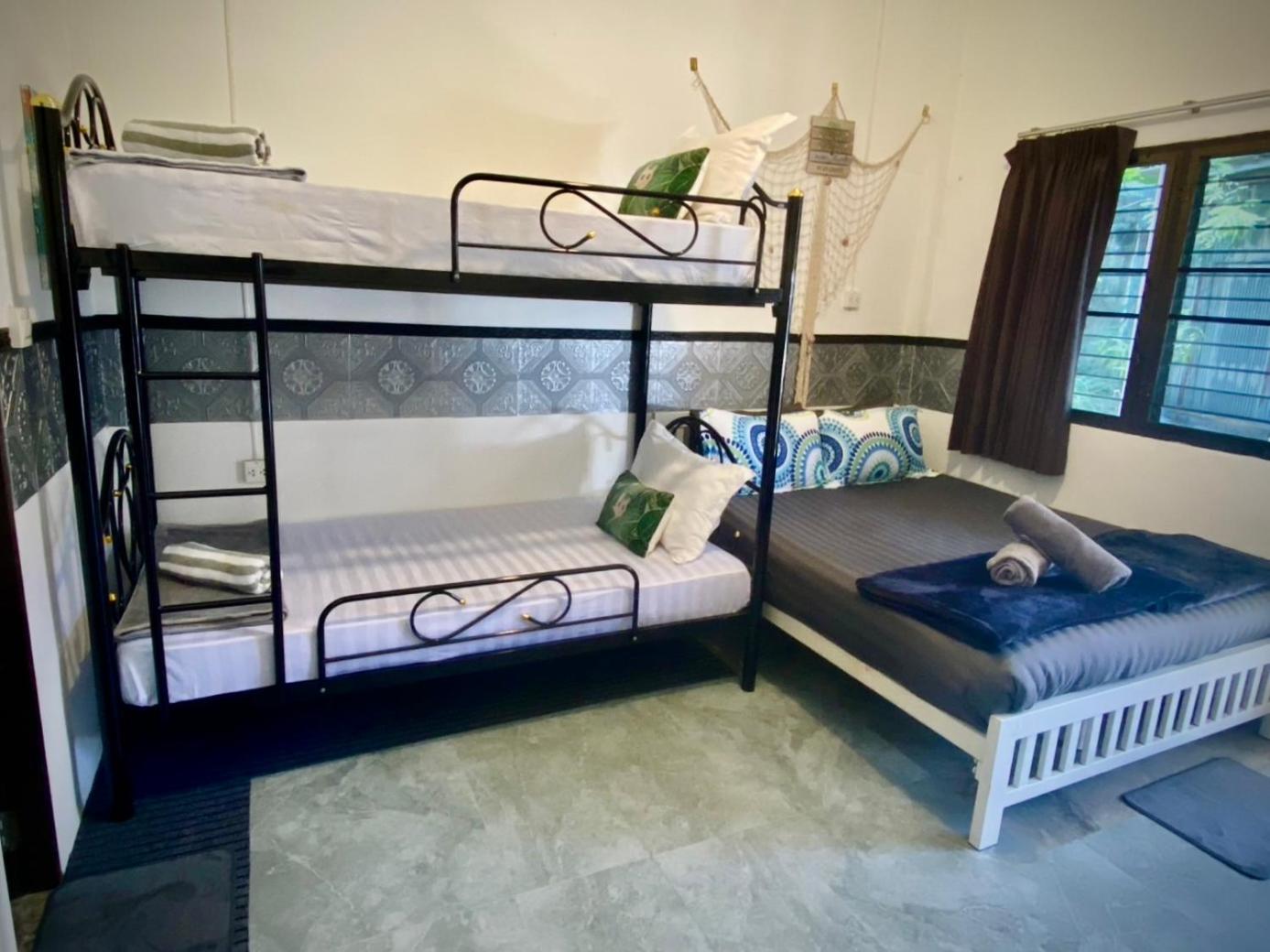 Me Hostel & Homestay At Haadrin ハード・リン エクステリア 写真